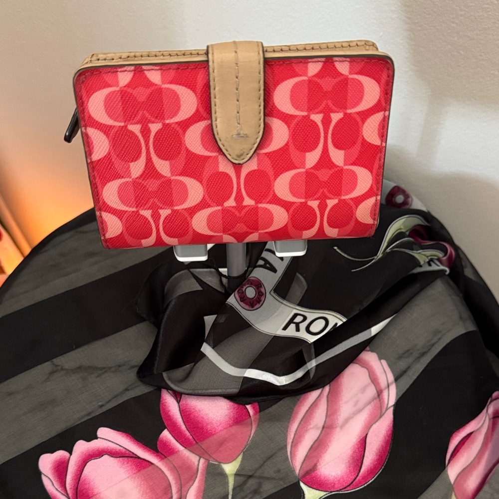 Coach two tone Pink Signature Logo Wallet